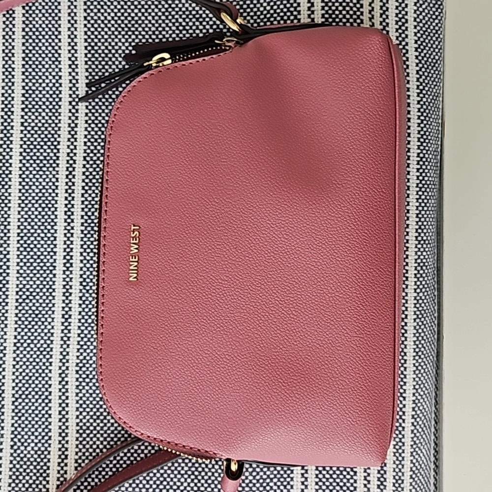 Nine West Crossbody Cibrina Mini Dome